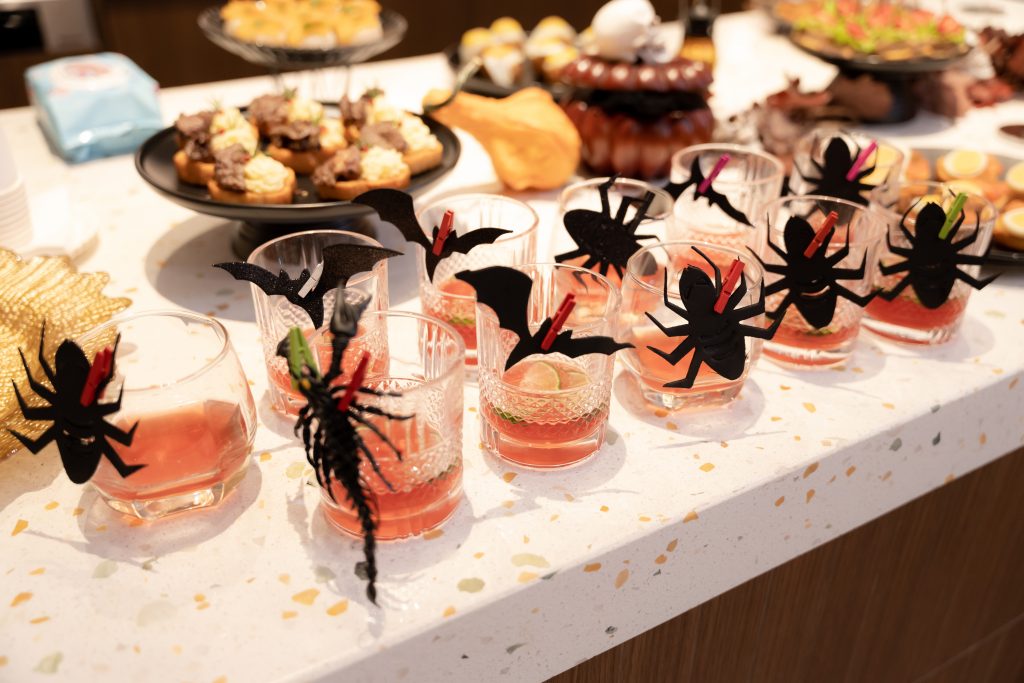 Bàn tiệc chủ đề Halloween